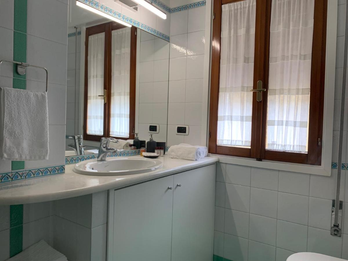 Holidays Apartment Toti To Fulfill Your Wishes Mestre Exterior photo